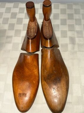 Florsheim Brown Wooden Shoe Trees - Pair